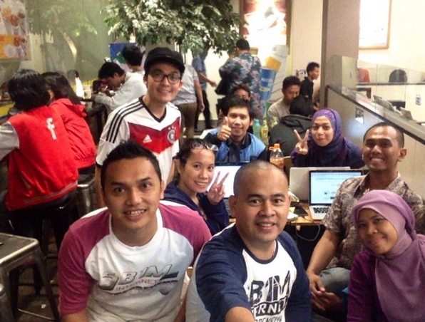 Tempat Belajar Bisnis Malam Hari di Jakarta untuk orang kantoran 